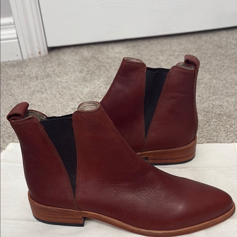 Nisolo Eva Everyday Chelsea Boot